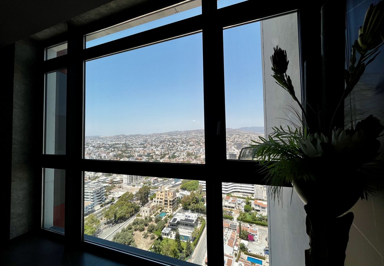 Ferienwohnung in Limassol - STAY ONLY Tower Suite 2002