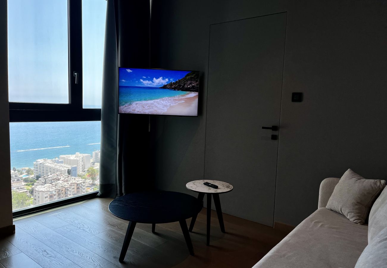 Ferienwohnung in Limassol - STAY ONLY Tower Suite 2002