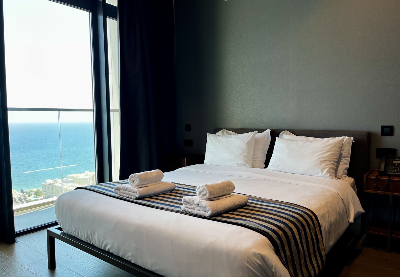 Ferienwohnung in Limassol - STAY ONLY Tower Suite 2002