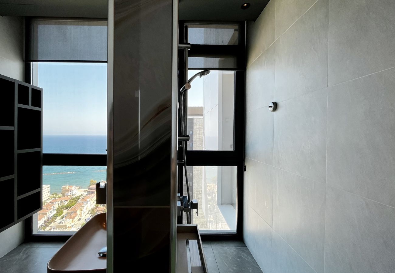 Ferienwohnung in Limassol - STAY ONLY Tower Suite 2005