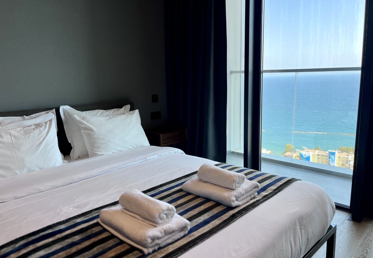 Ferienwohnung in Limassol - STAY ONLY Tower Suite 2005