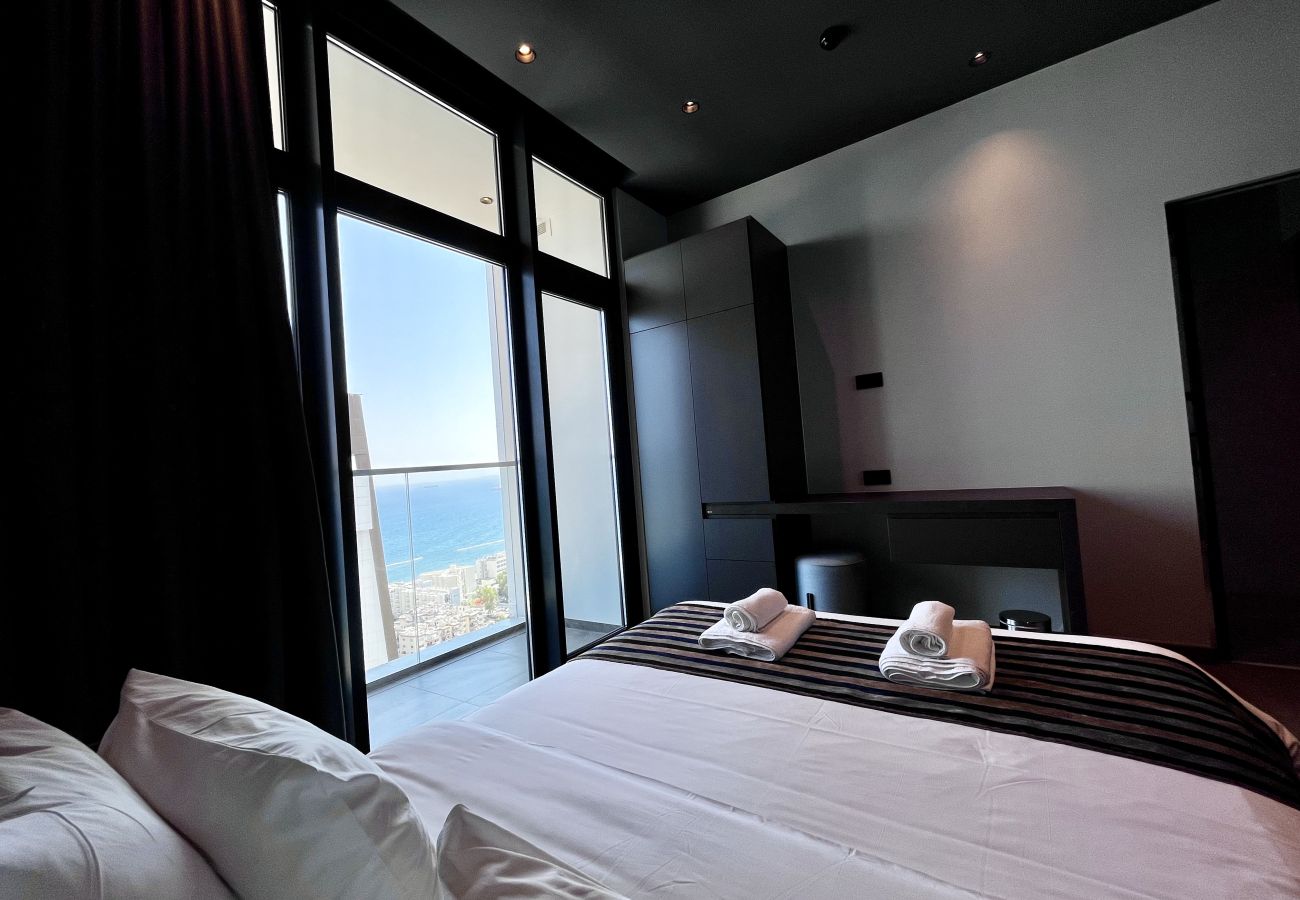 Ferienwohnung in Limassol - STAY ONLY Tower Suite 2005