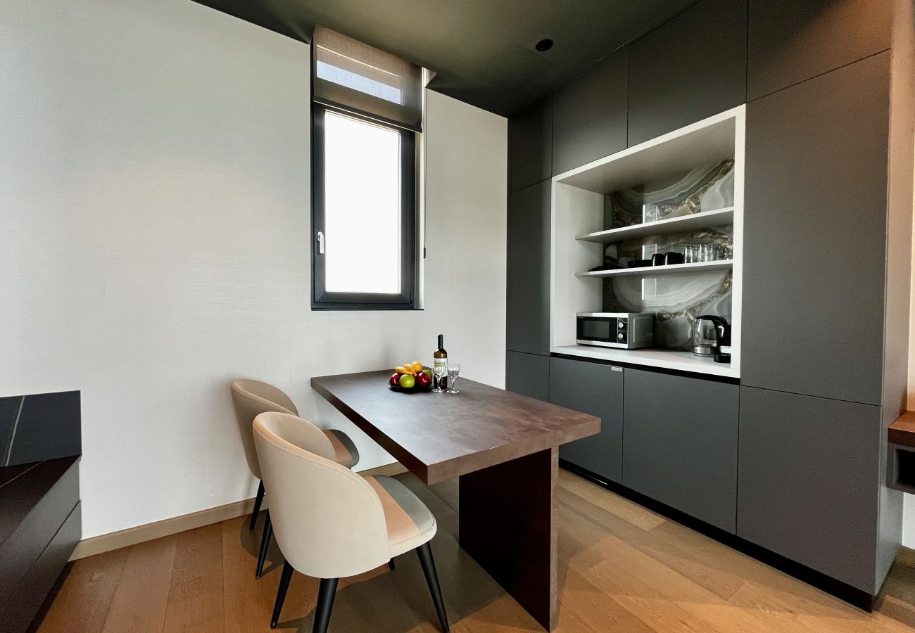 Ferienwohnung in Limassol - STAY ONLY Tower Suite 2006