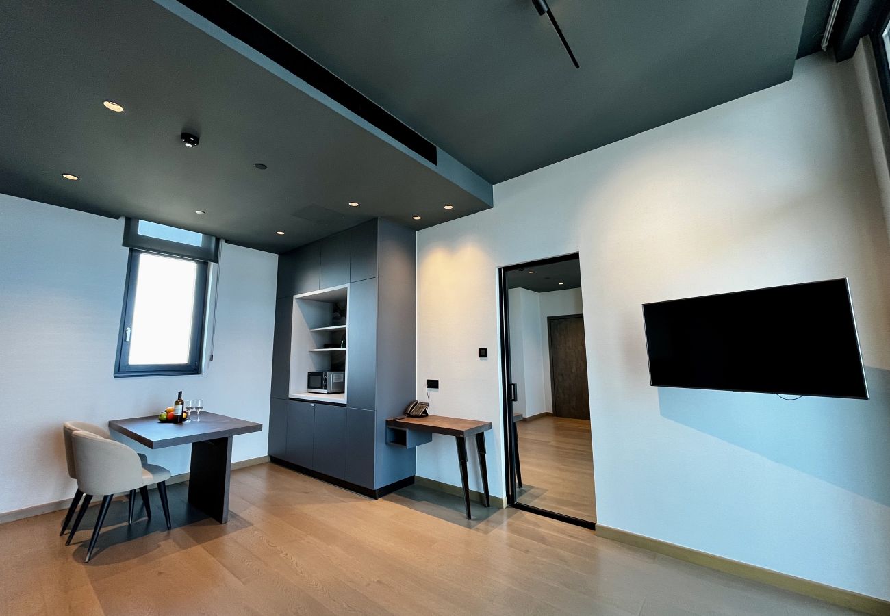 Ferienwohnung in Limassol - STAY ONLY Tower Suite  2106 