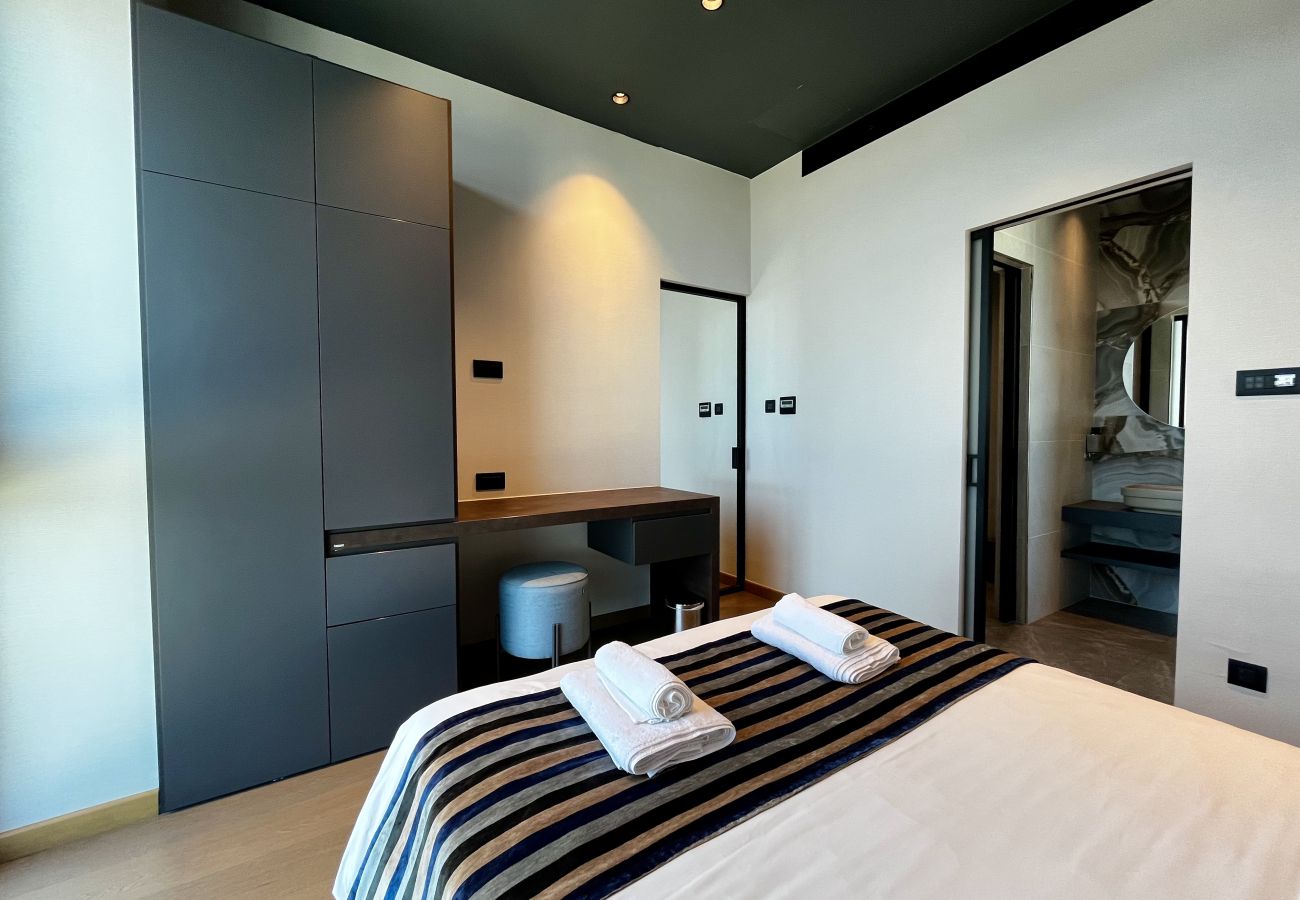 Ferienwohnung in Limassol - STAY ONLY Tower Suite  2106 