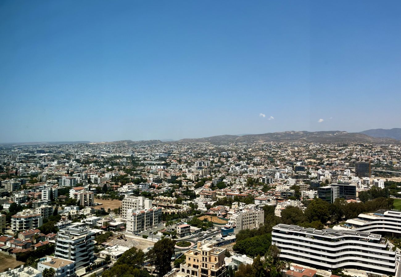 Ferienwohnung in Limassol - STAY ONLY Tower Suite 2001