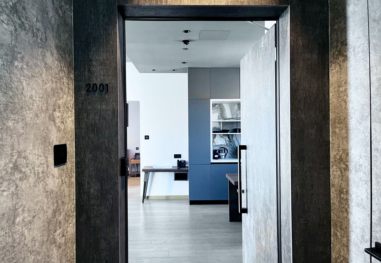 Ferienwohnung in Limassol - STAY ONLY Tower Suite 2001