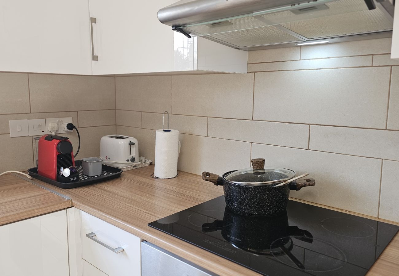 Ferienwohnung in Nicosia - STAY Homiesuite Apartment