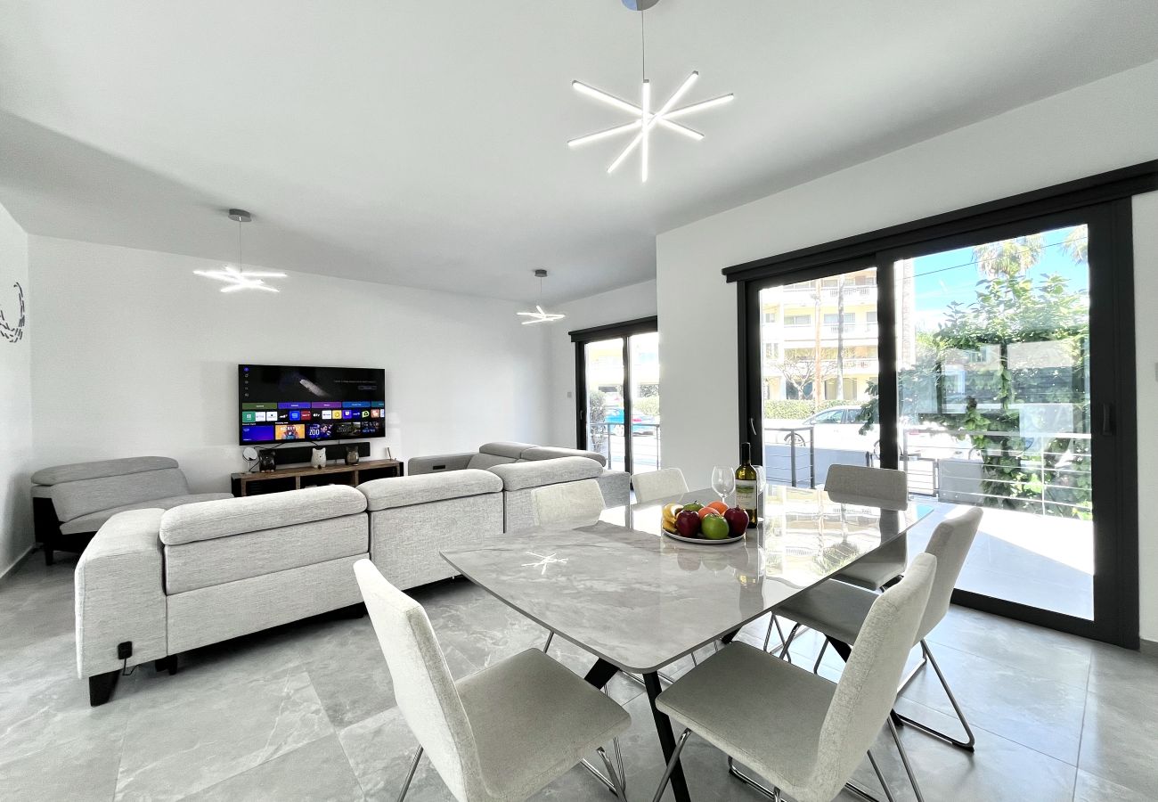 Ferienhaus in Agios Athanasios - STAY Lumière House