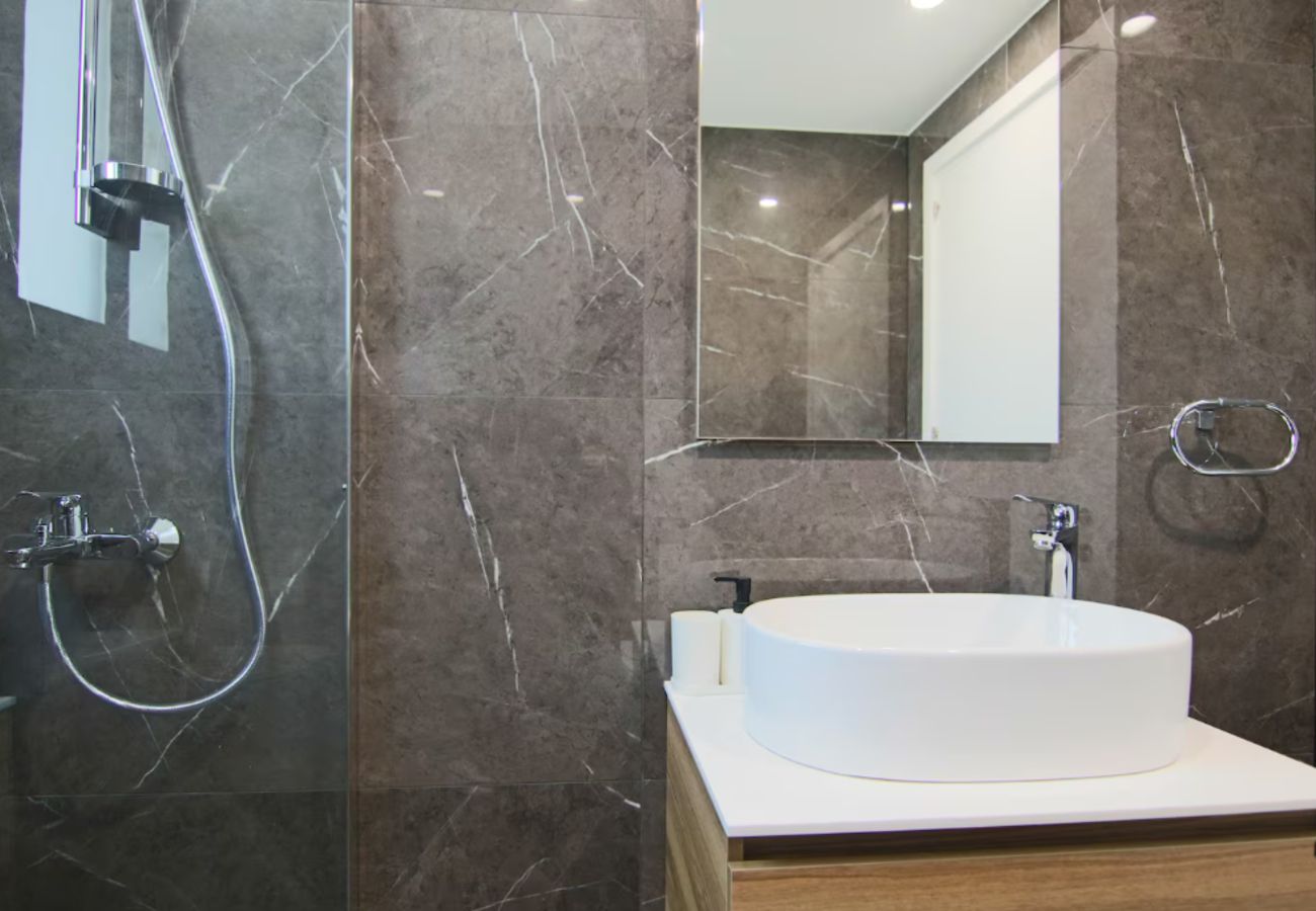 Ferienwohnung in Agios Athanasios - STAY Hideaway City View Apartment 101