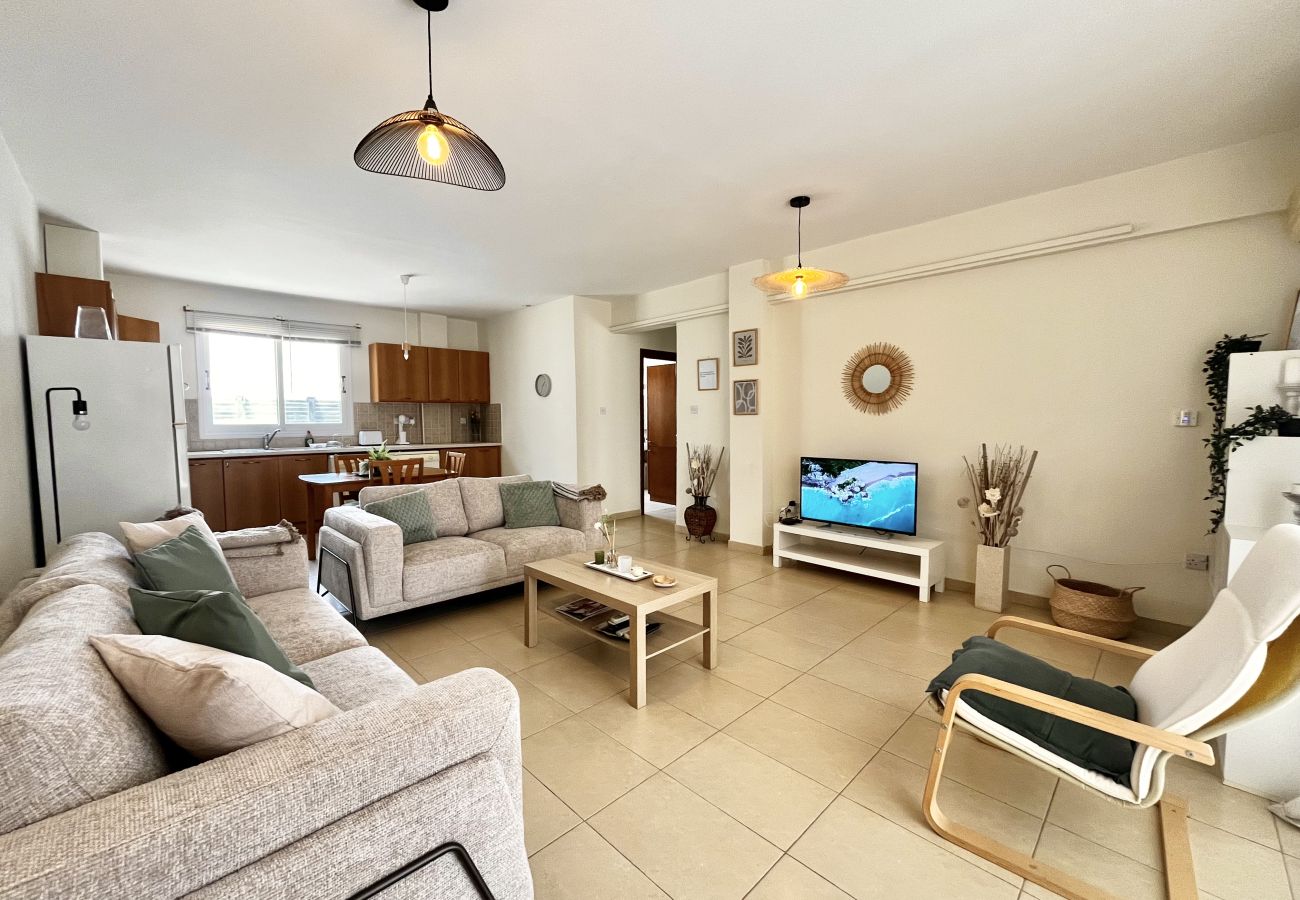 Apartment in Larnaca - STAY Sunny Palms Apartment