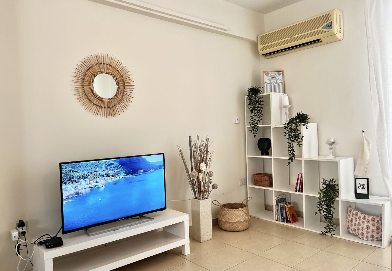 Apartment in Larnaca - STAY Sunny Palms Apartment
