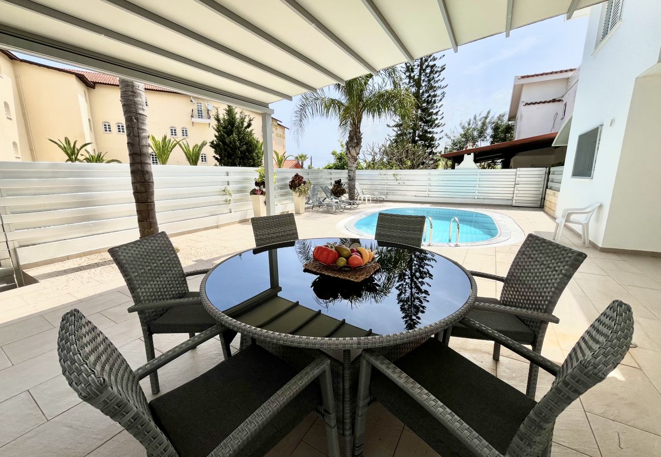 Villa in Protaras - STAY Villa Prince