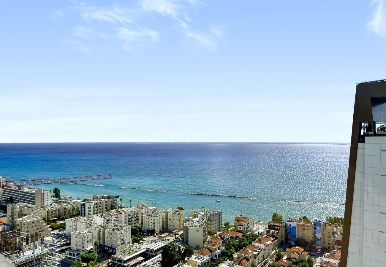 Apartment in Limassol - STAY ONLY Tower Suite  2003