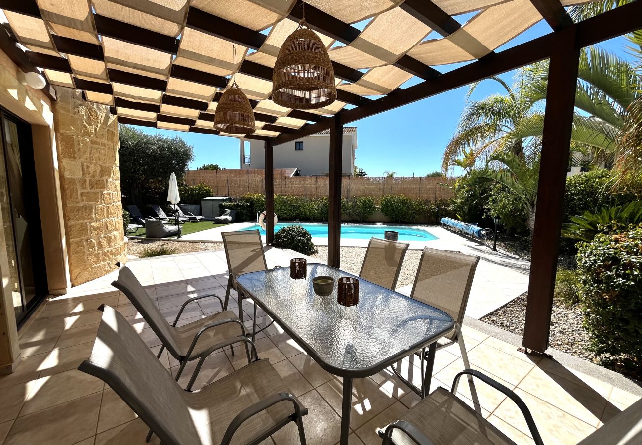 Villa in Kouklia - STAY Athena Villa