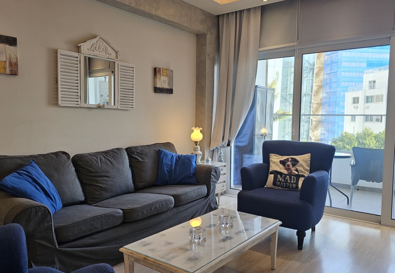 Apartment in Nicosia - STAY Armonia Central Suite