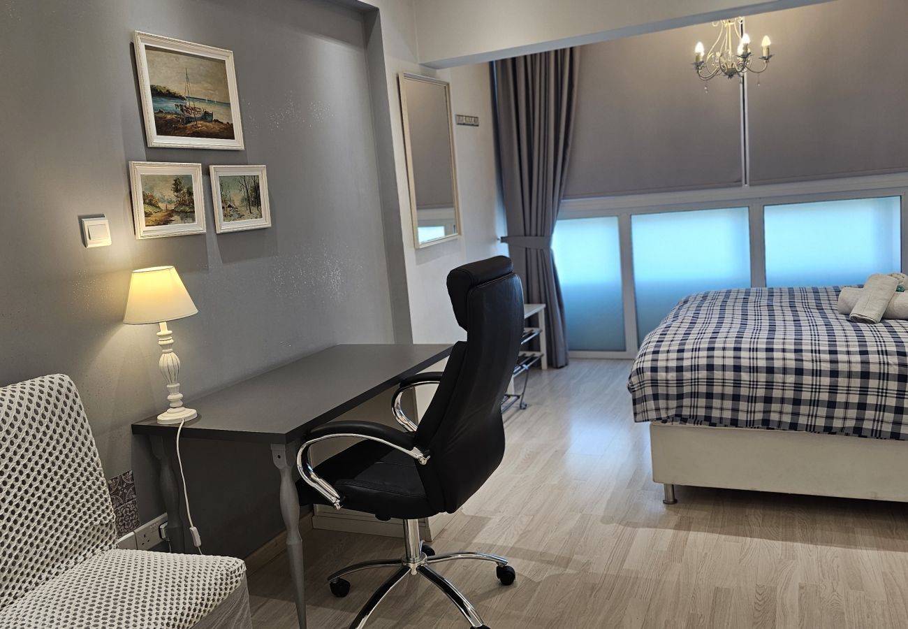 Apartment in Nicosia - STAY Armonia Central Suite