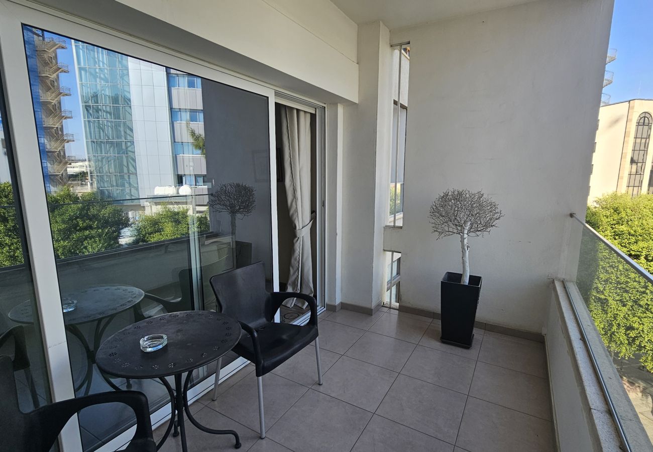 Apartment in Nicosia - STAY Vintage Central Suite