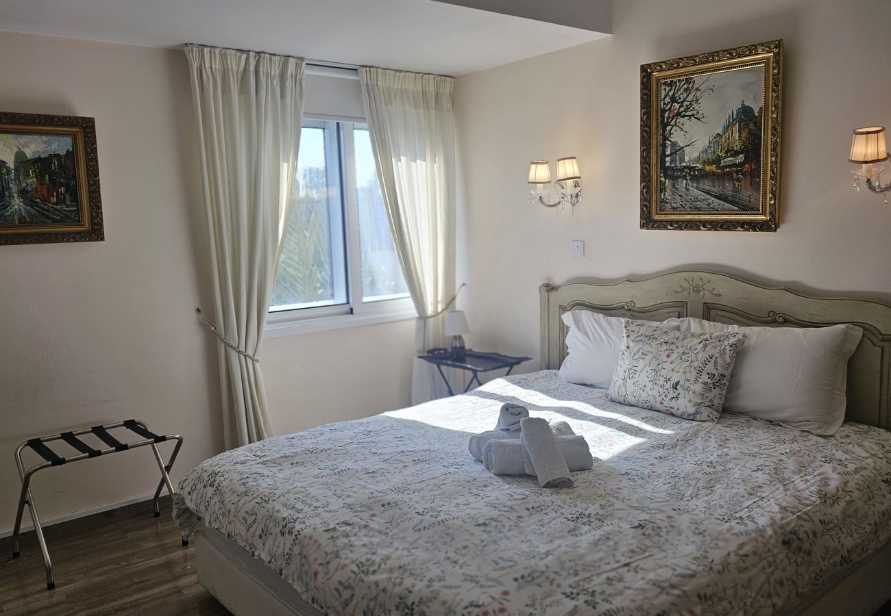 Apartment in Nicosia - STAY Vintage Central Suite