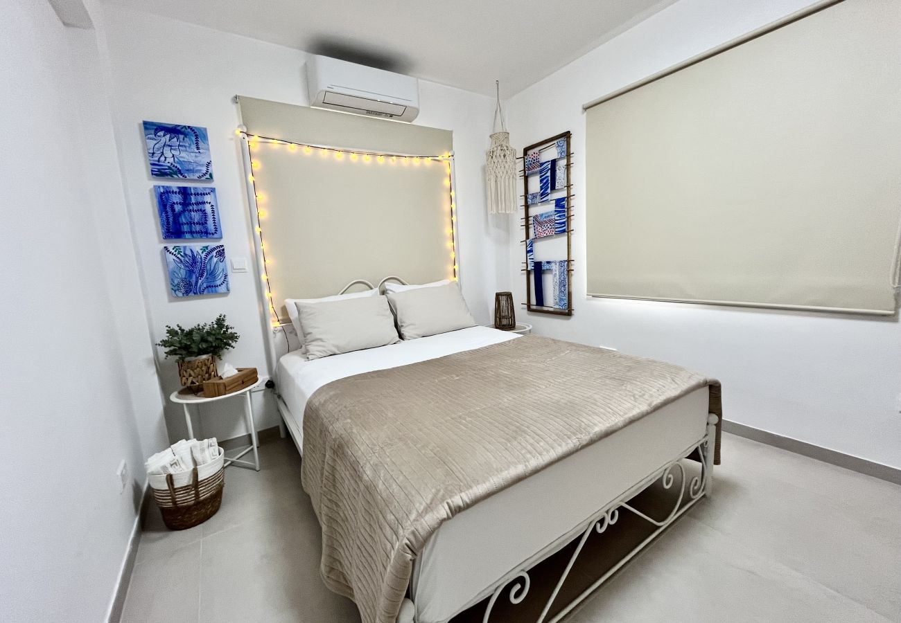 Apartment in Larnaca - STAY Blue House 