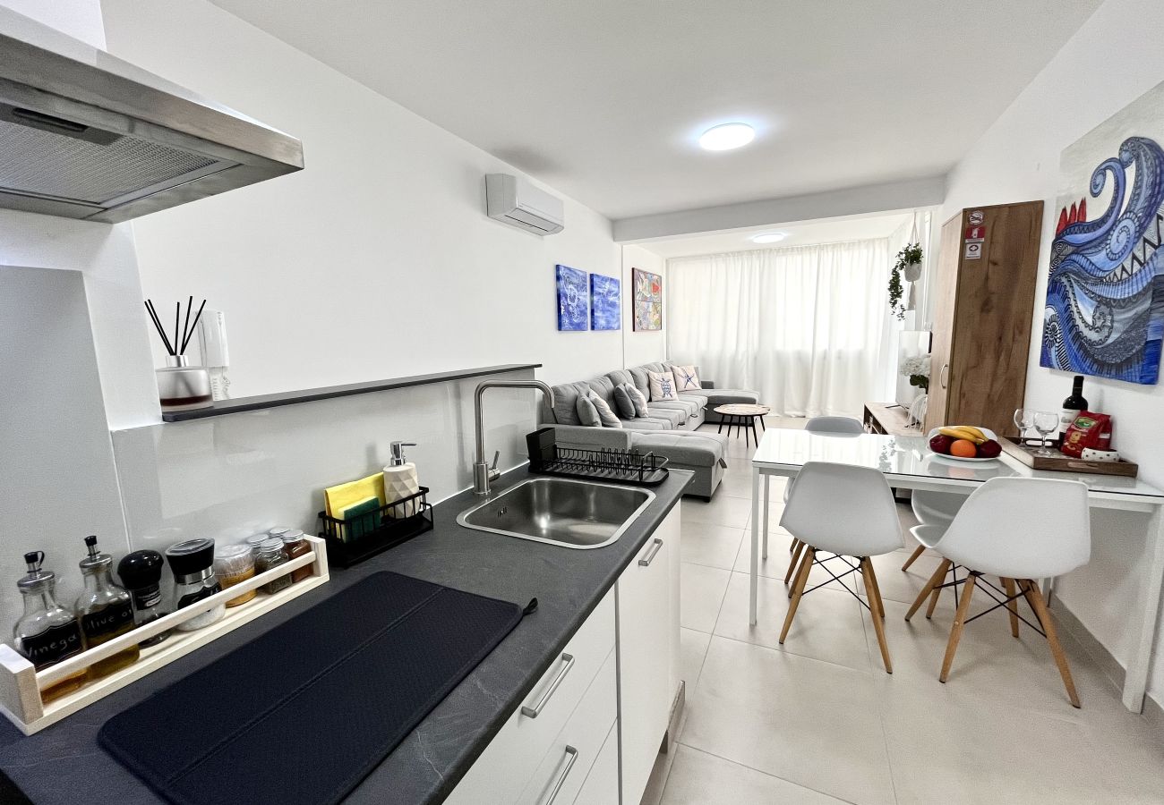 Apartment in Larnaca - STAY Blue House 