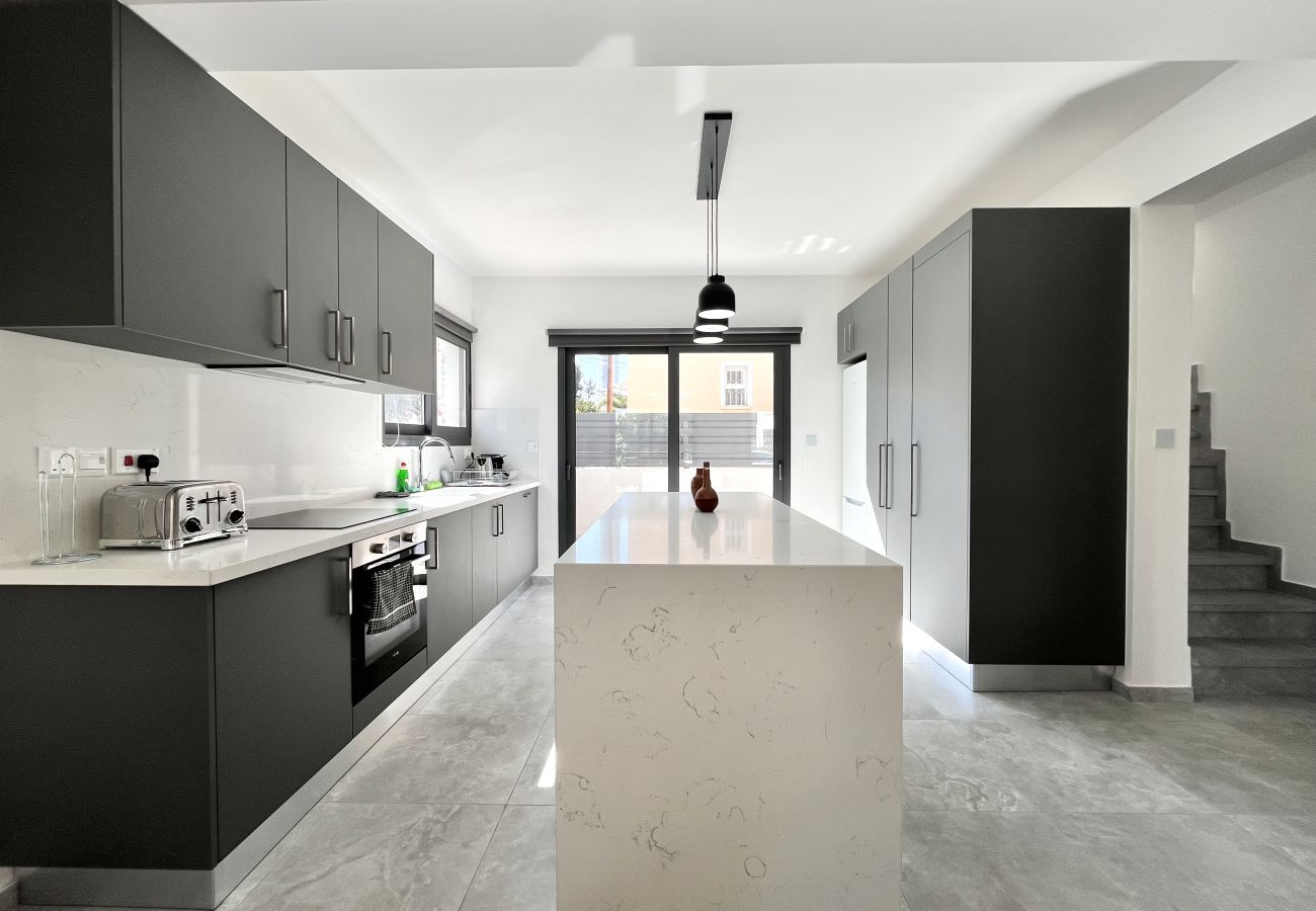 House in Agios Athanasios - STAY Lumière House