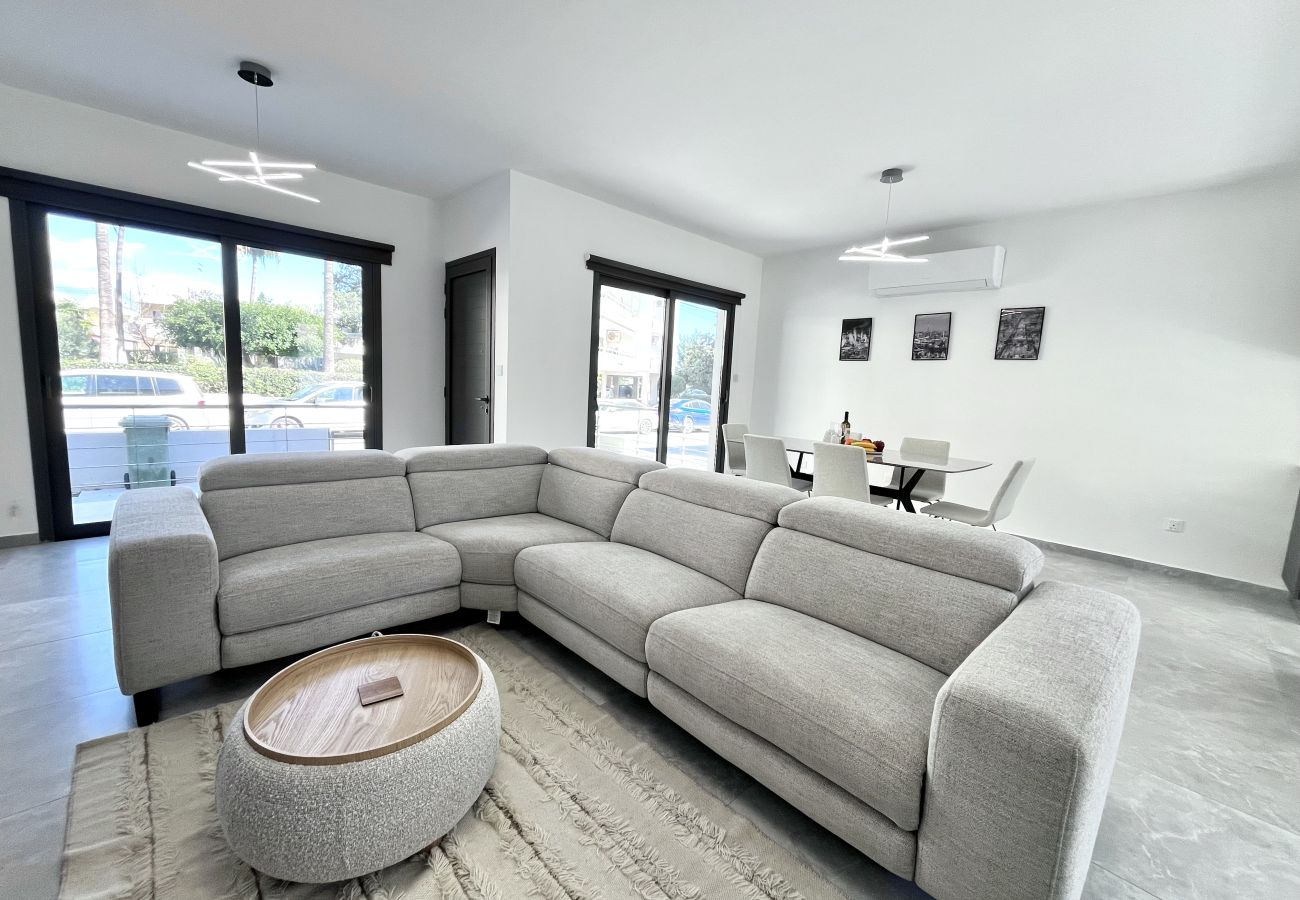 House in Agios Athanasios - STAY Lumière House