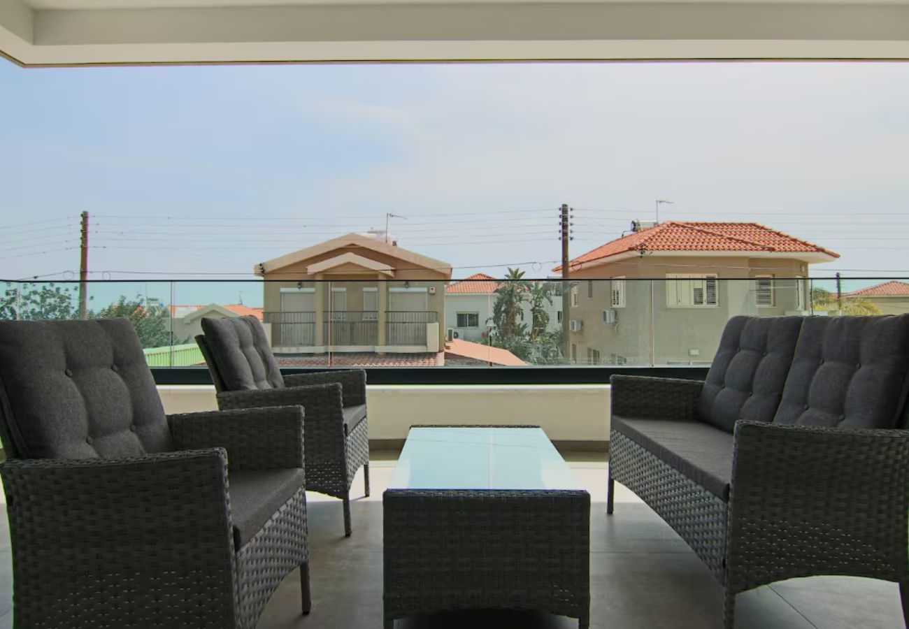 Apartment in Agios Athanasios - STAY Anna Residence City View Apartment 102