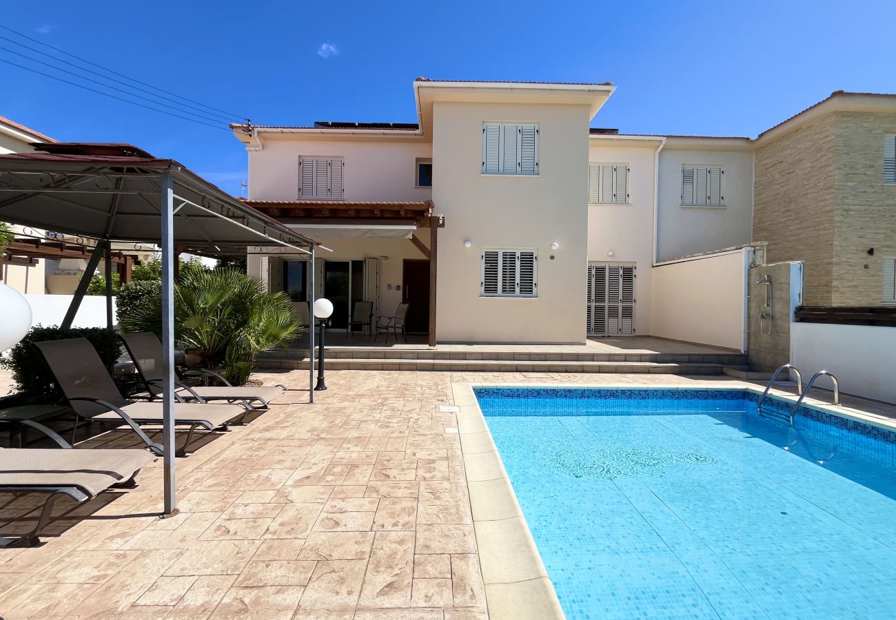 Villa in Paralimni - STAY Dream Villa