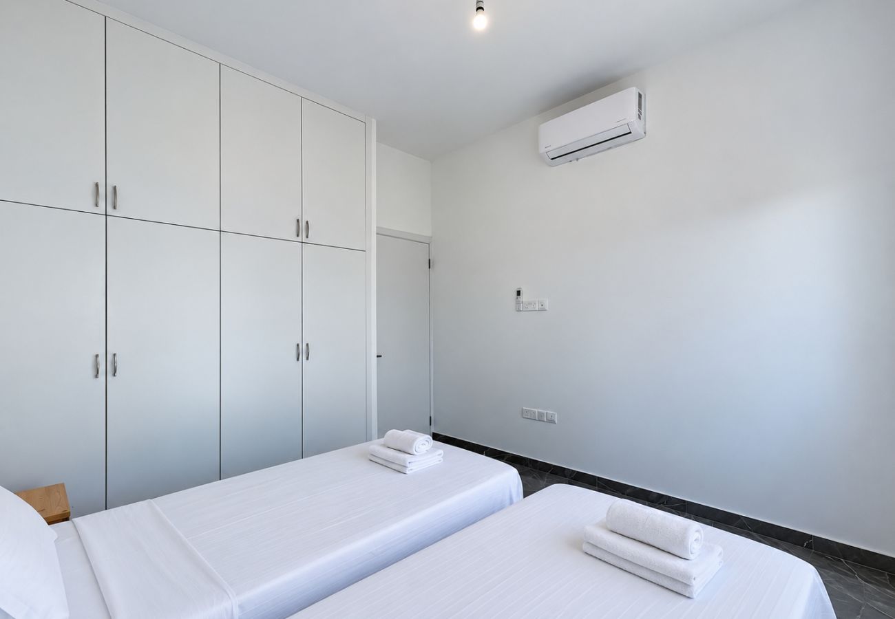 Apartment in Livadia - STAY Livadia Suite