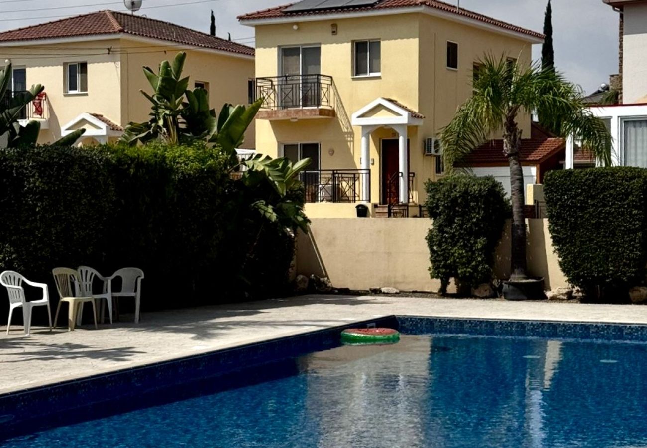 Апартаменты на Larnaca - STAY Sunny Palms Apartment