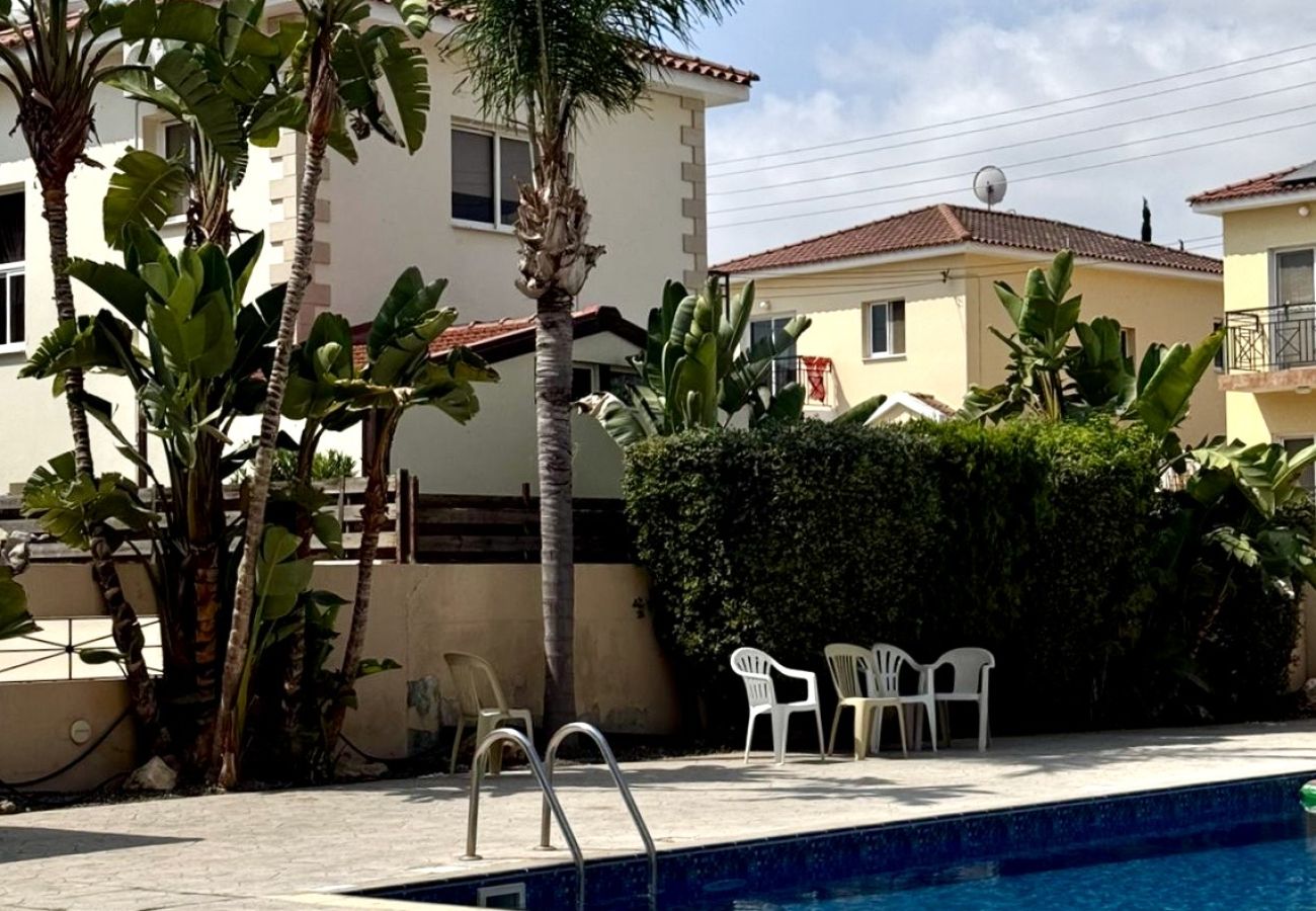 Апартаменты на Larnaca - STAY Sunny Palms Apartment