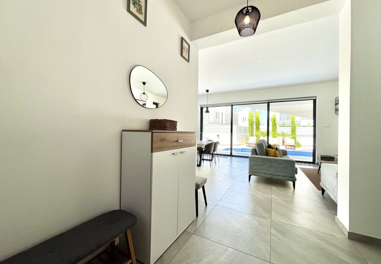 Вилла на Protaras - STAY Villa Palm