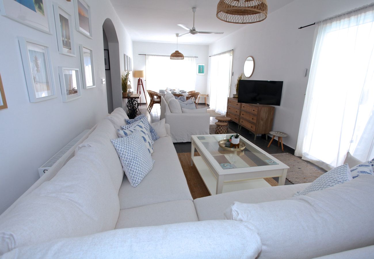 Вилла на Pissouri - STAY Pantheon Villa