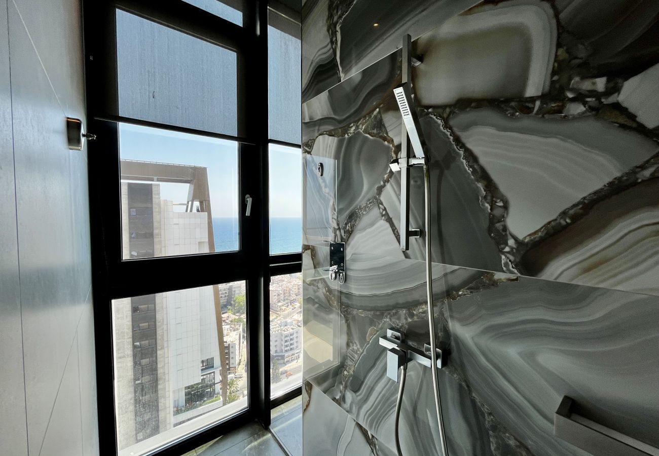 Апартаменты на Limassol - STAY ONLY Tower Suite 2002