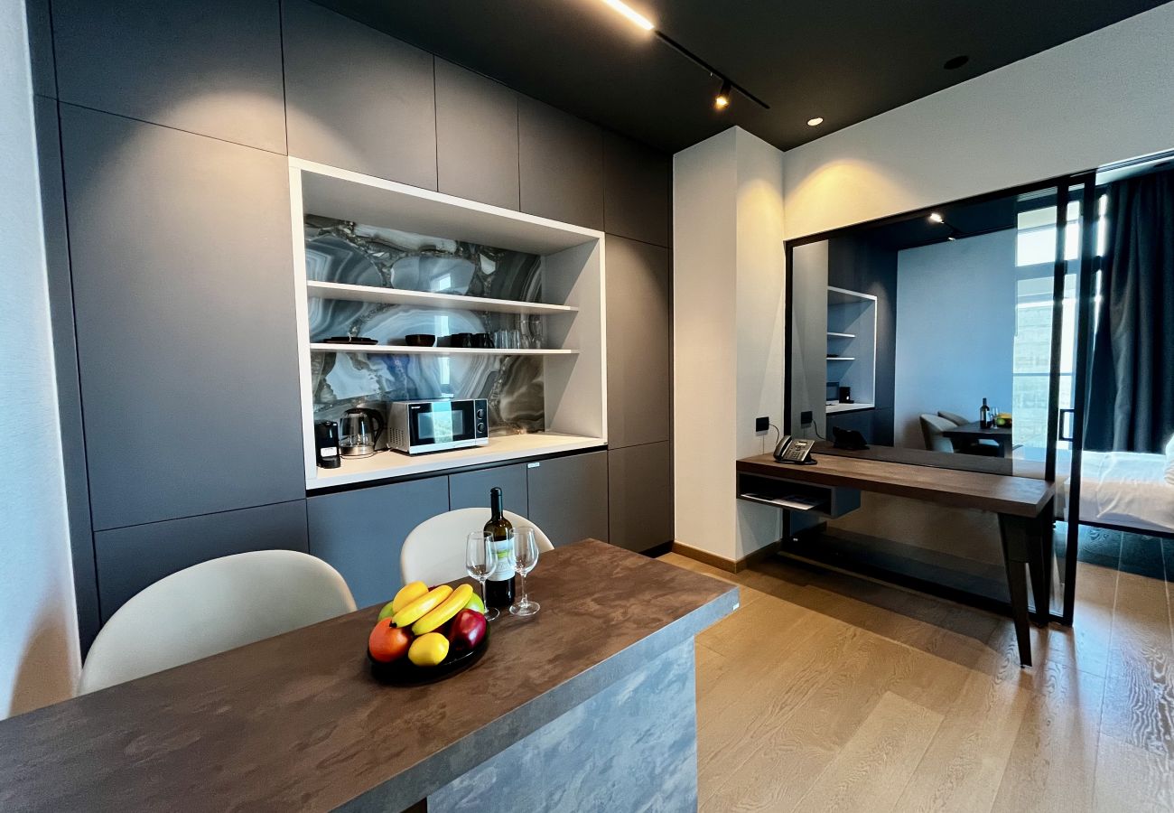 Апартаменты на Limassol - STAY ONLY Tower Suite 2002