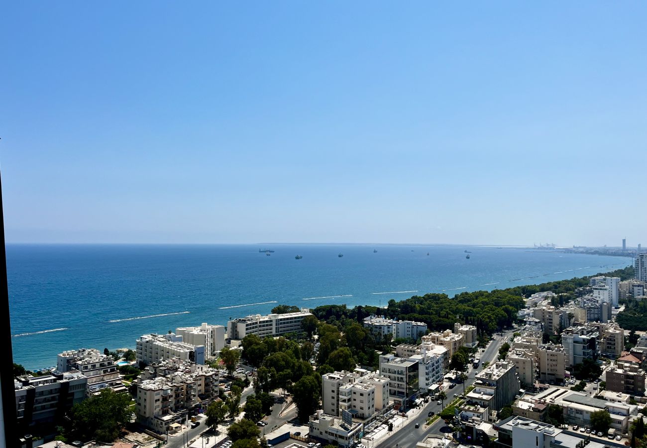 Апартаменты на Limassol - STAY ONLY Tower Suite 2002