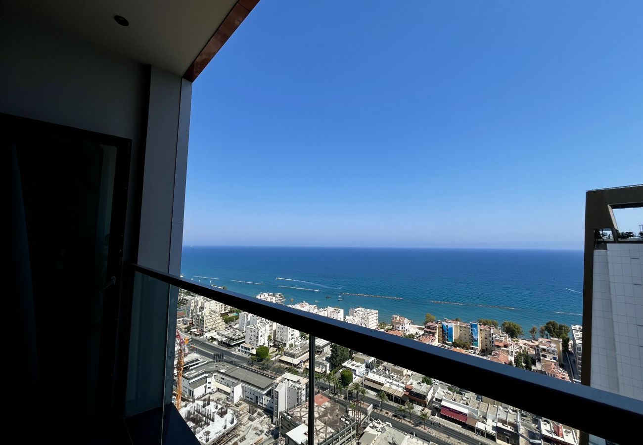Апартаменты на Limassol - STAY ONLY Tower Suite 2006