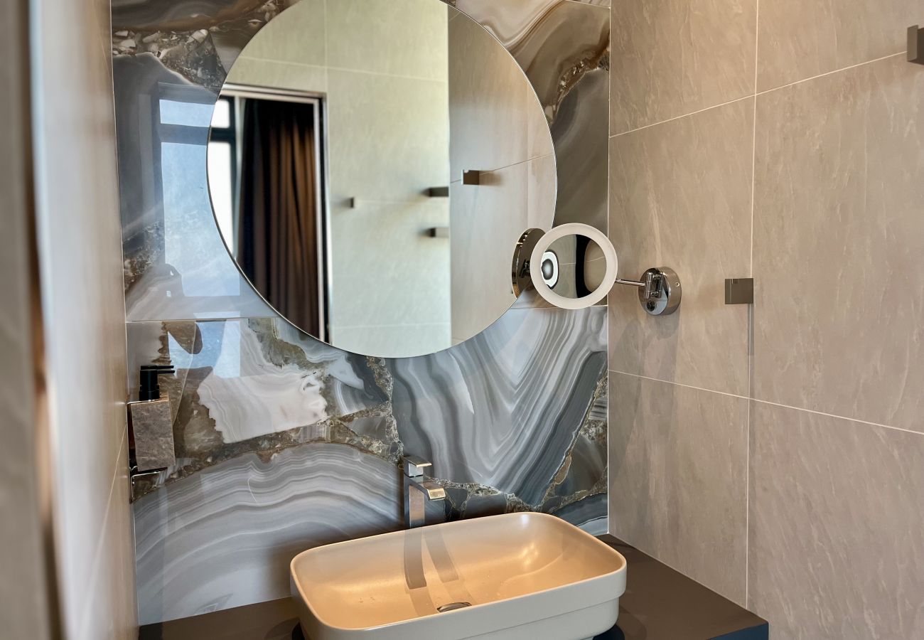 Апартаменты на Limassol - STAY ONLY Tower Suite  2106 