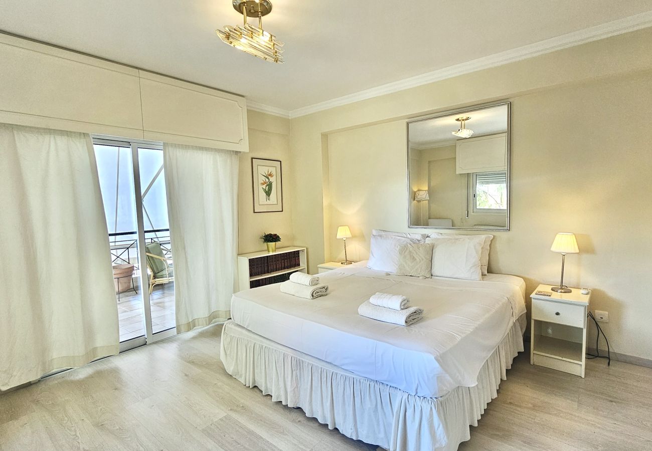 Апартаменты на Strovolos - STAY Charm Classic Apartment