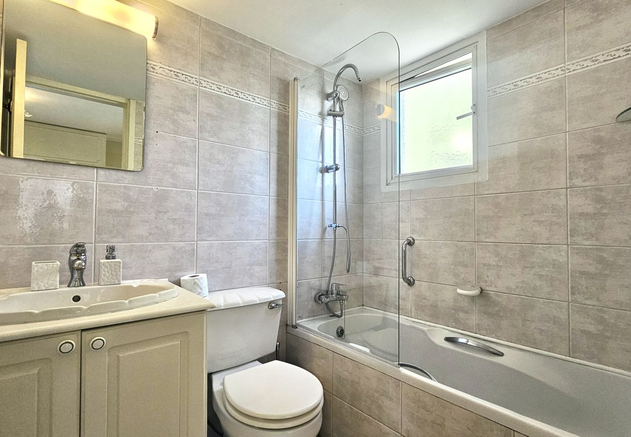 Апартаменты на Strovolos - STAY Charm Classic Apartment