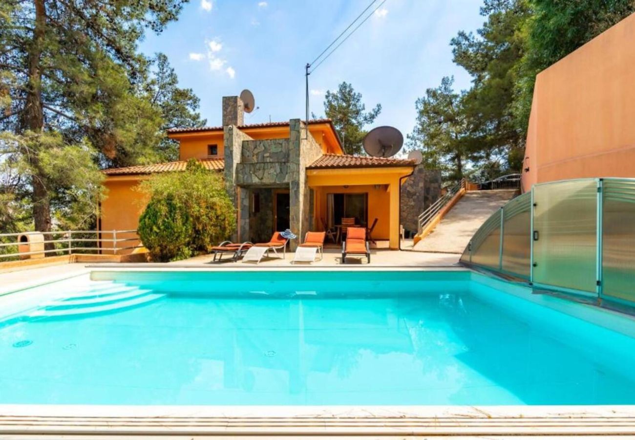 Вилла на Moniatis - STAY Hillcrest Panorama Villa