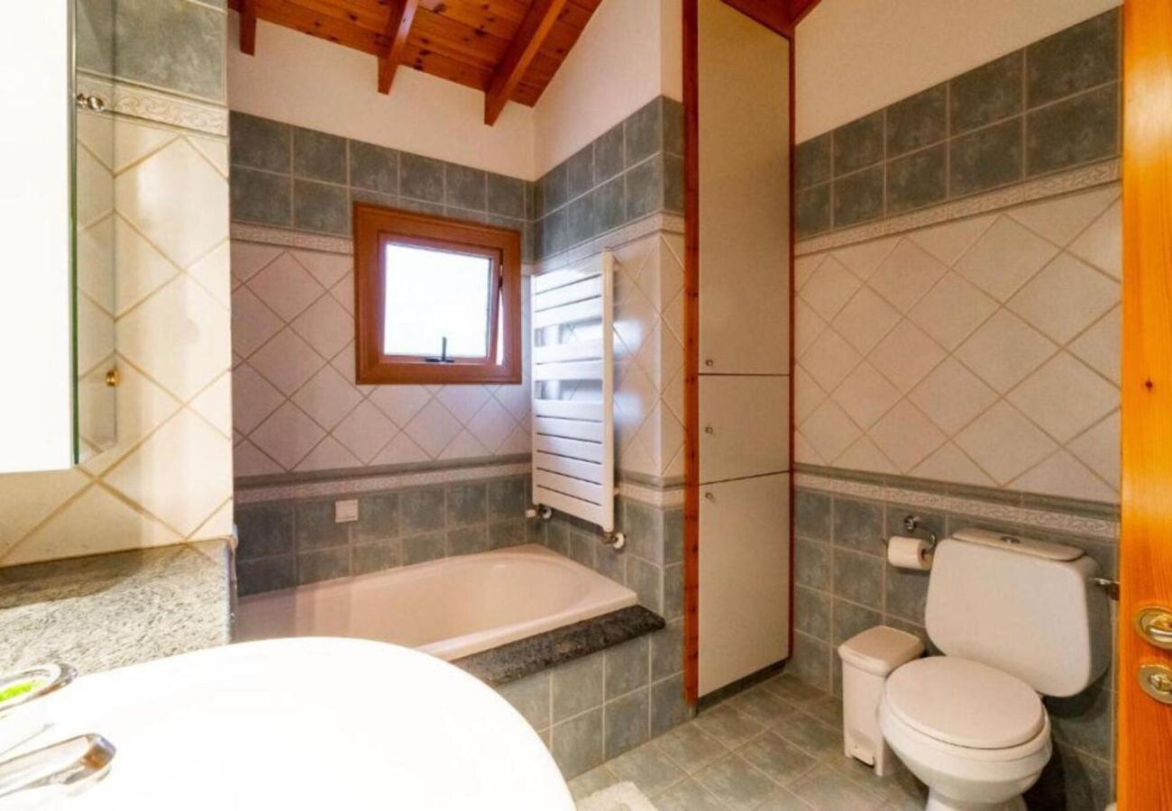 Вилла на Moniatis - STAY Hillcrest Panorama Villa