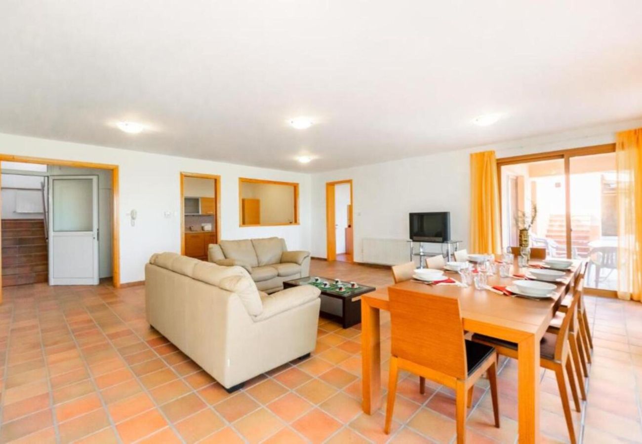 Вилла на Moniatis - STAY Hillcrest Panorama Villa