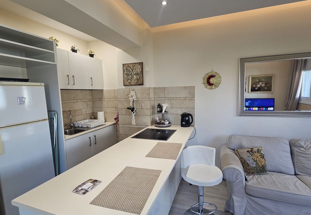 Апартаменты на Nicosia - STAY Fantasia Central Suite