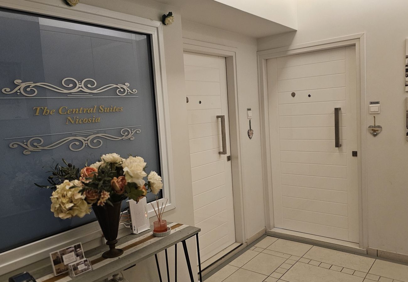 Апартаменты на Nicosia - STAY Fantasia Central Suite