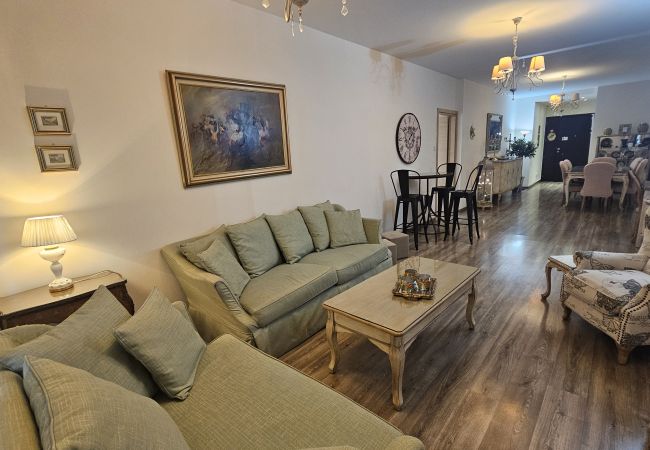 Апартаменты на Nicosia - STAY Vintage Central Suite