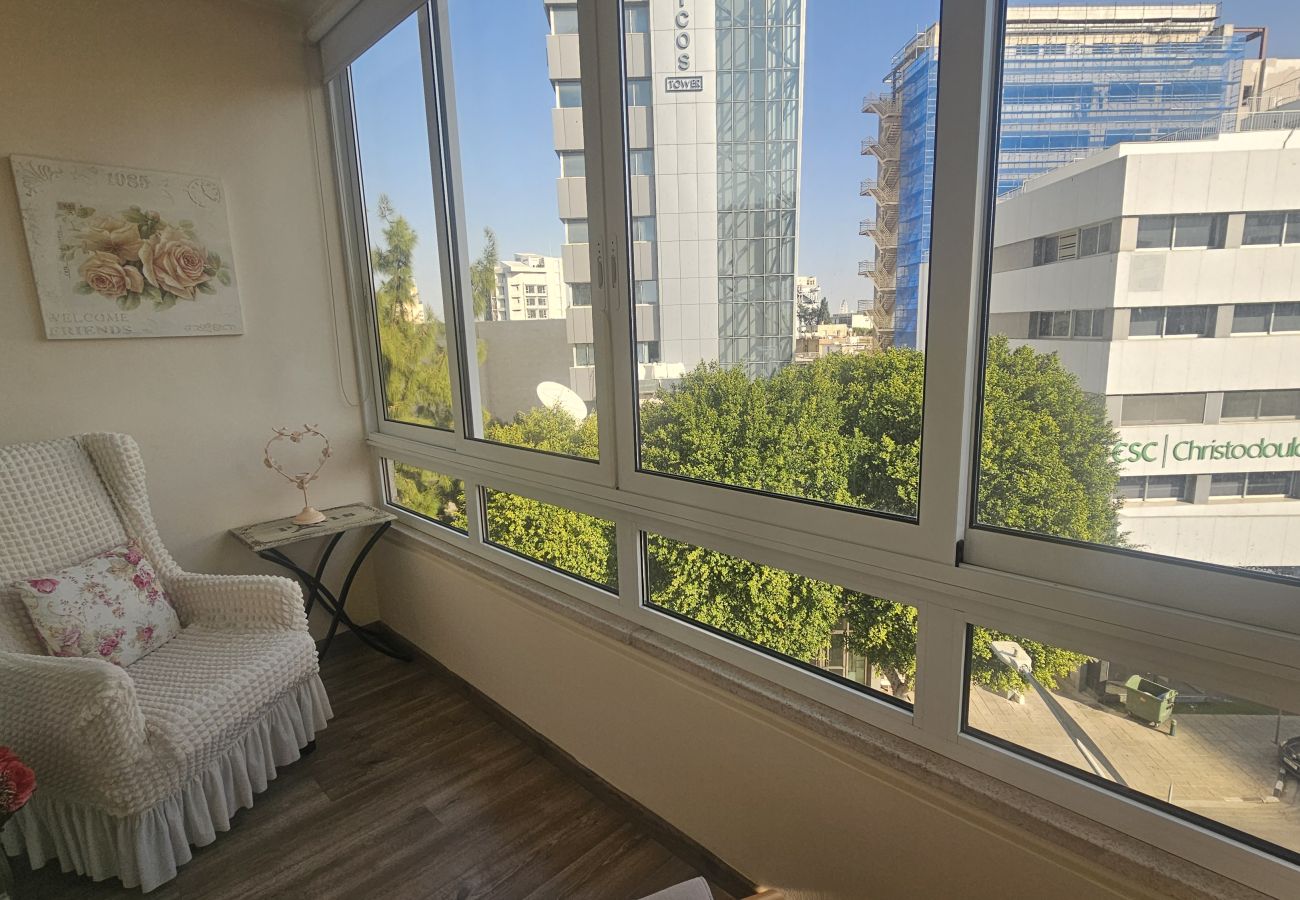 Апартаменты на Nicosia - STAY Vintage Central Suite