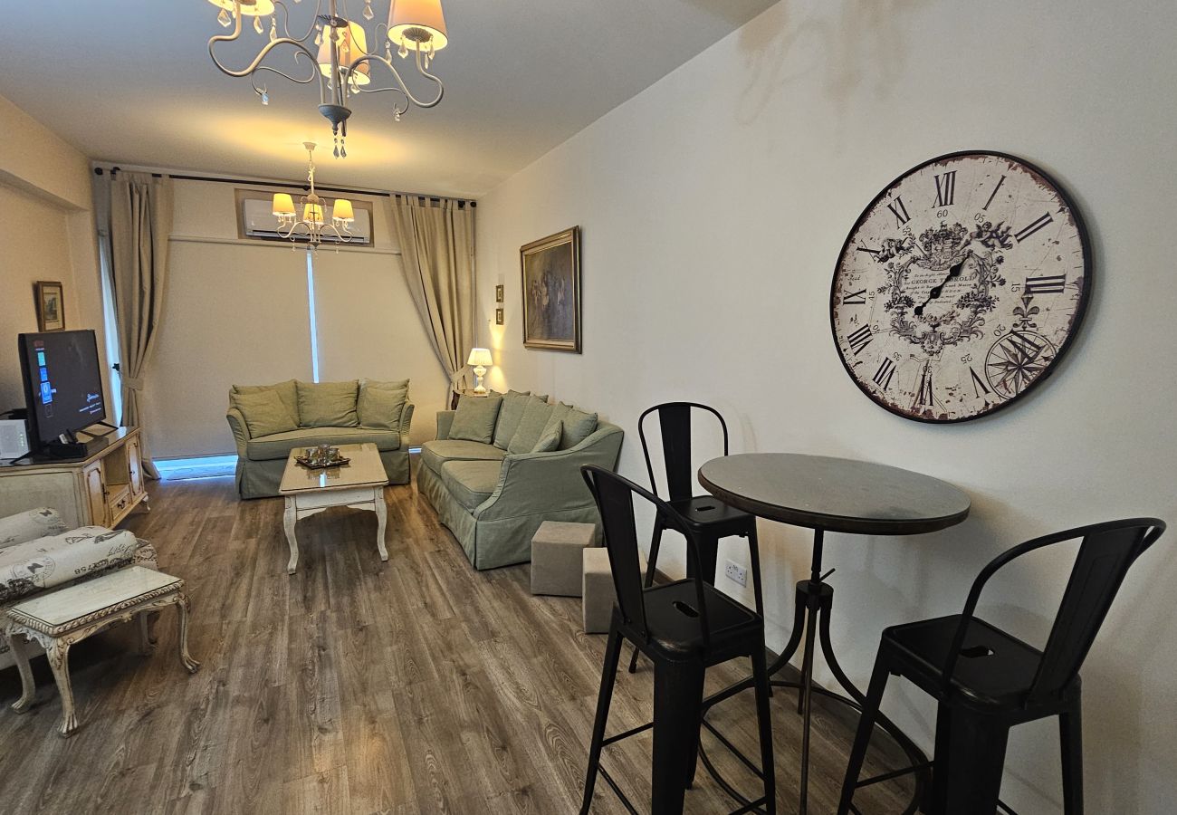 Апартаменты на Nicosia - STAY Vintage Central Suite