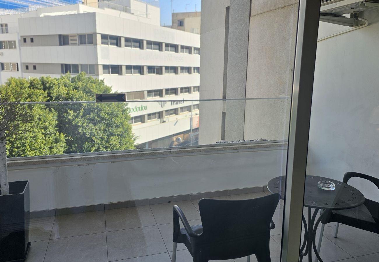 Апартаменты на Nicosia - STAY Vintage Central Suite